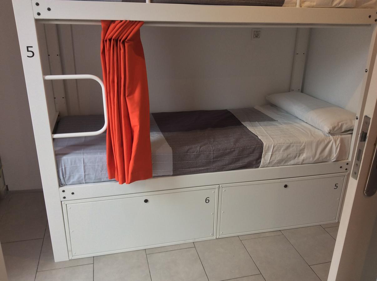 Hostelscat Barcelona Eksteriør bilde